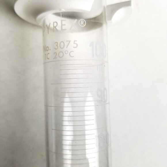 Pyrex 100mL Glass Graduated Cylinder Lab Measuring Tool Chemistry Experiments - Picture 4 of 9